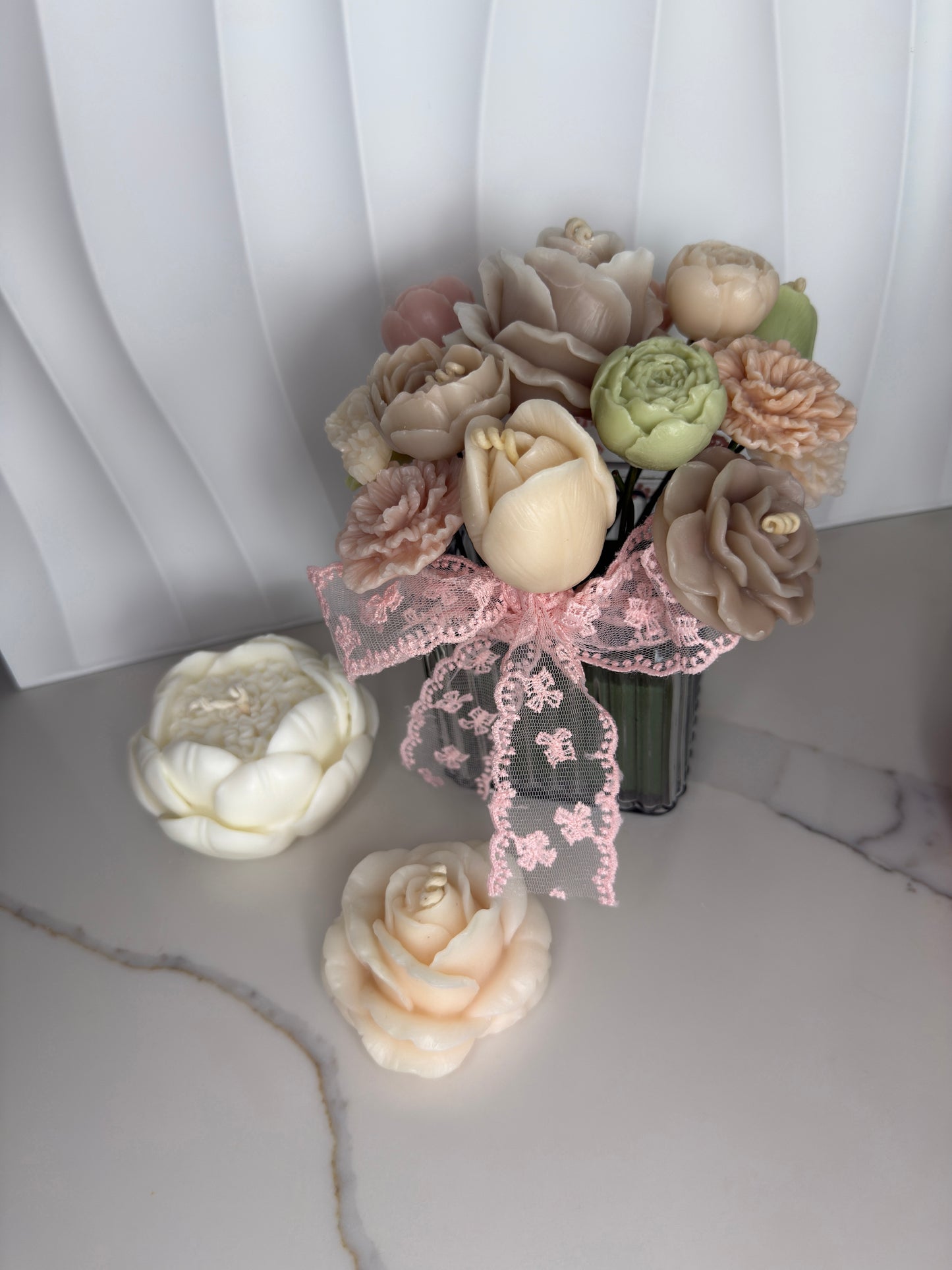 Decorative floral candle gift — Seraphics CA Toronto