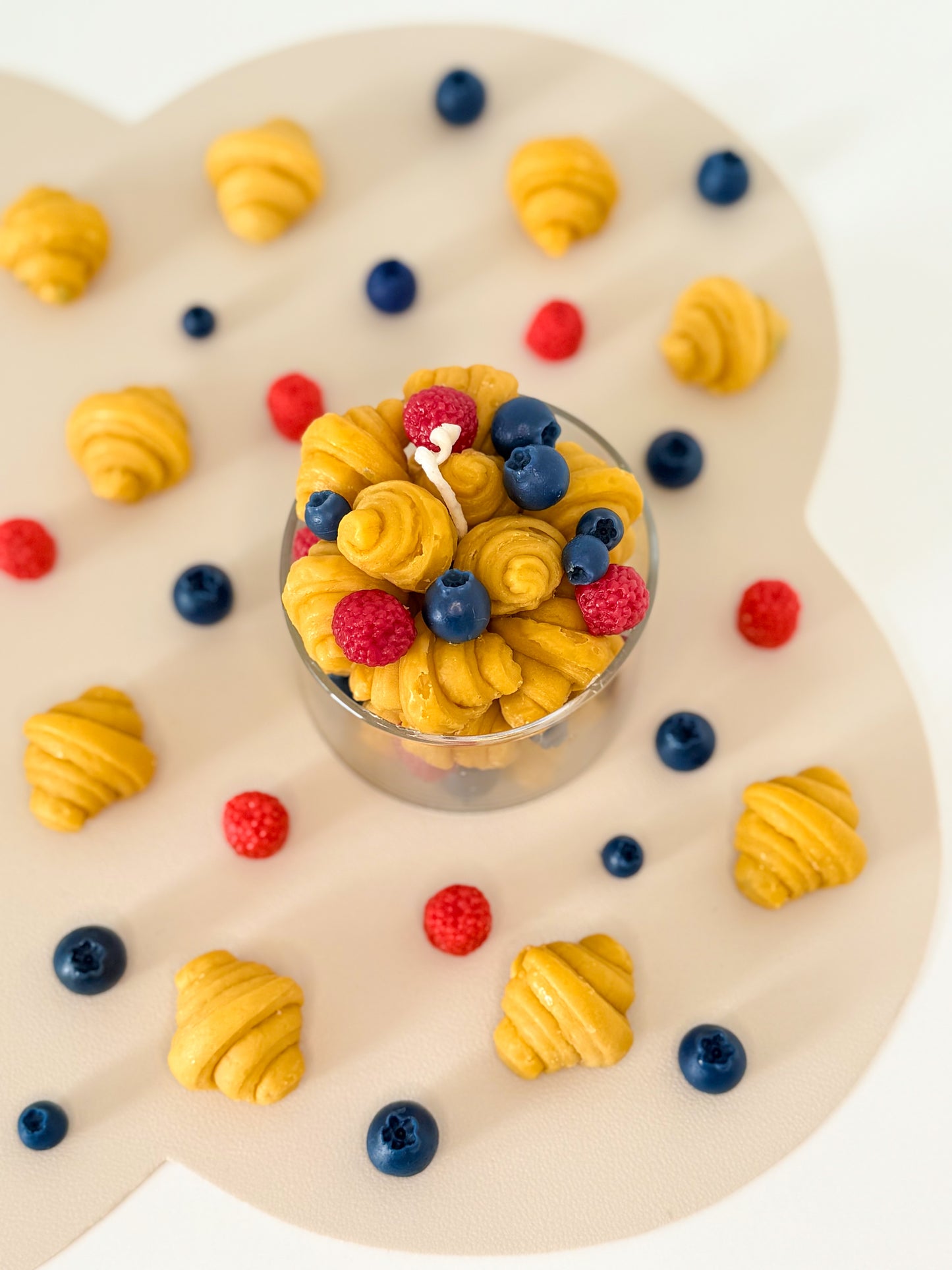 Handmade croissants dessert candle jar with berries – Seraphics CA